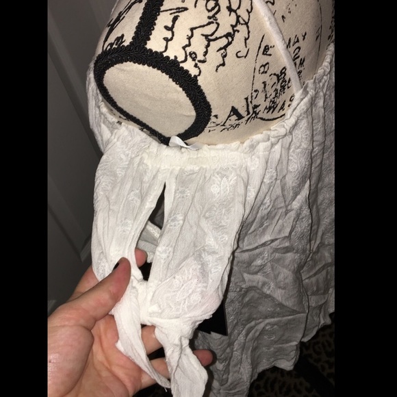 White Ruffle Tee - Picture 4 of 5